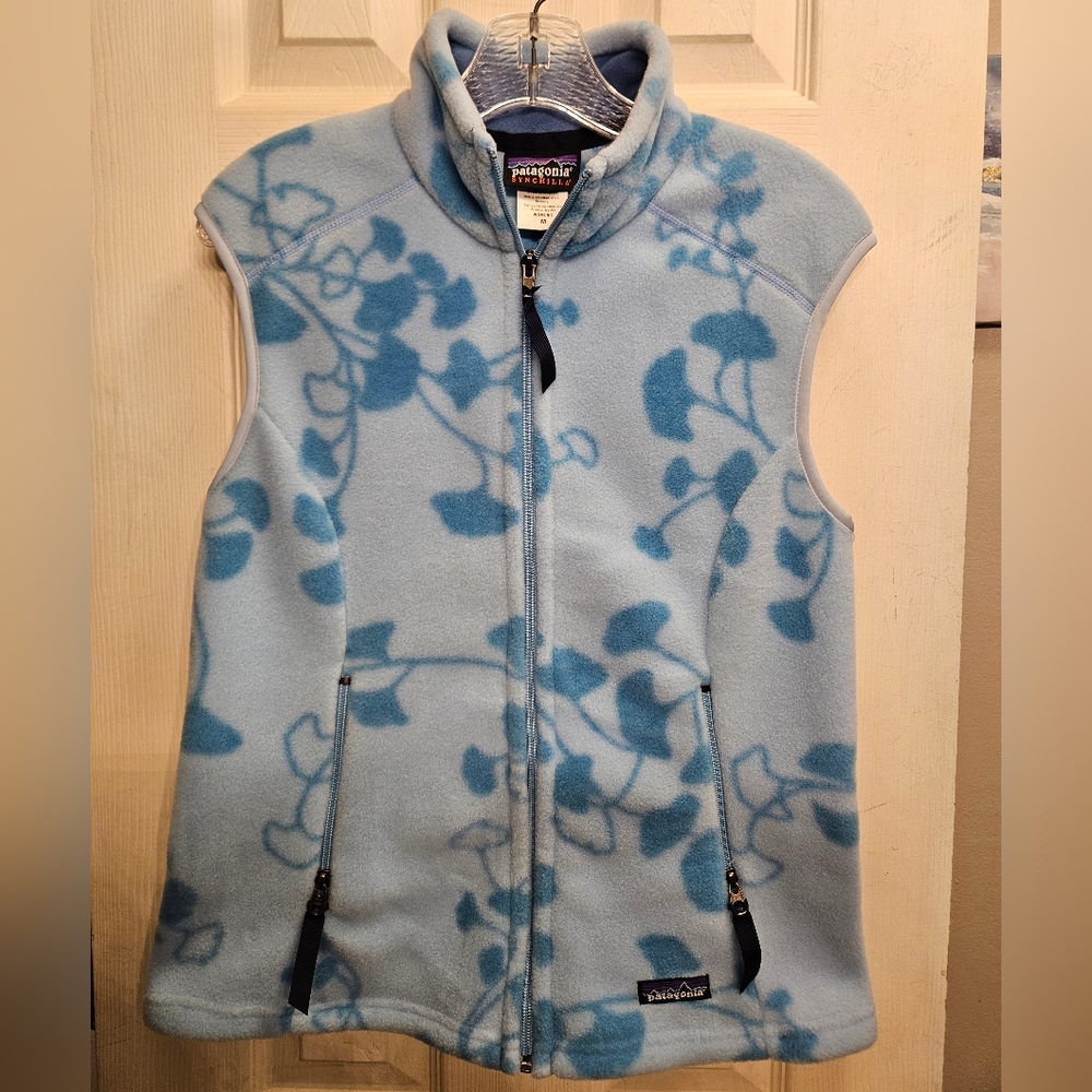Patagonia synchilla fleece vest blue floral women's medium